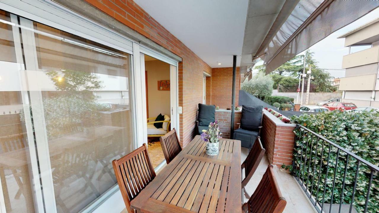 House Of Joy , Casa En Dom wakacyjny Banyoles